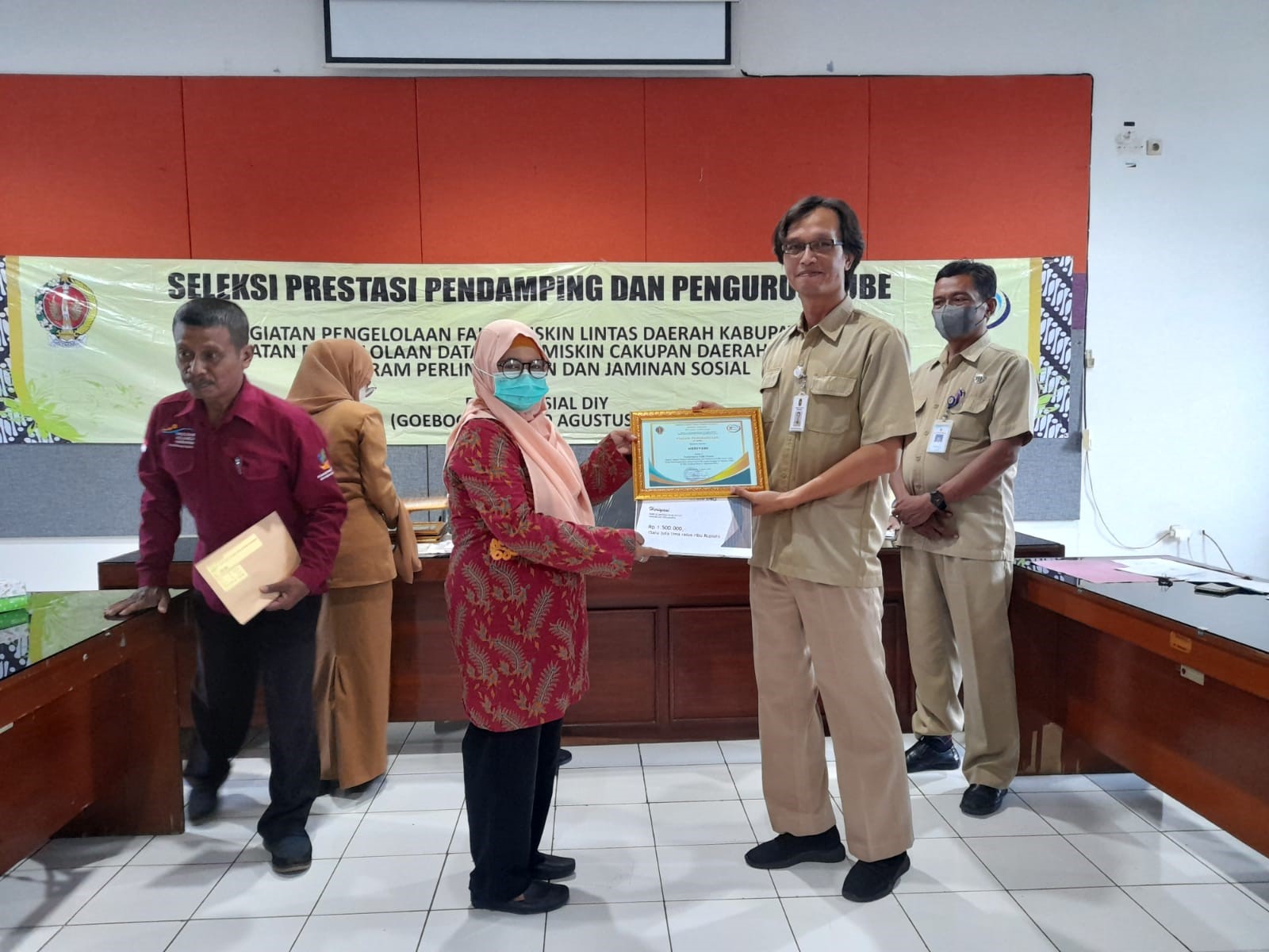 KOTA JOGJA RAIH PERINGKAT III SELEKSI PRESTASI PENDAMPING DAN  PENGURUS KUBE TINGAT PROVINSI DIY