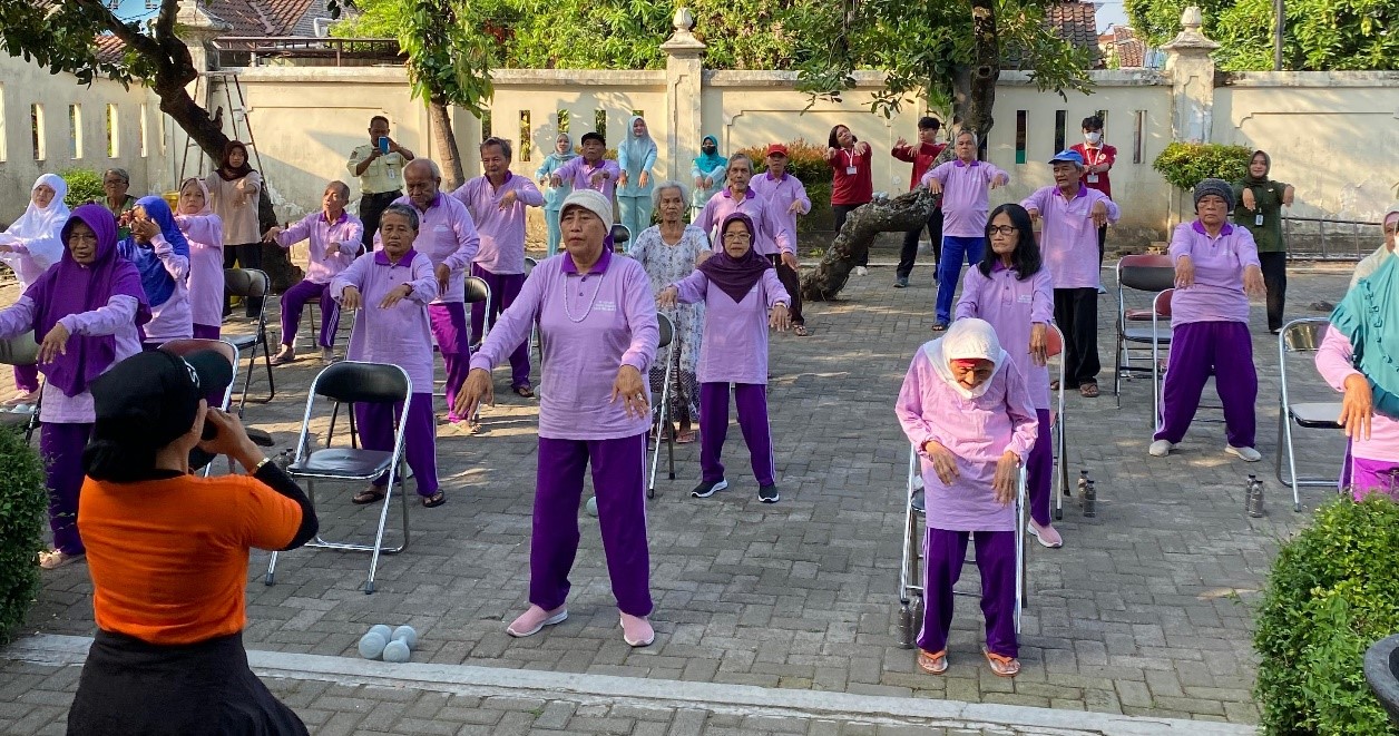 Lansia Bergelora Raga di UPT RPSLUT Budhi Dharma